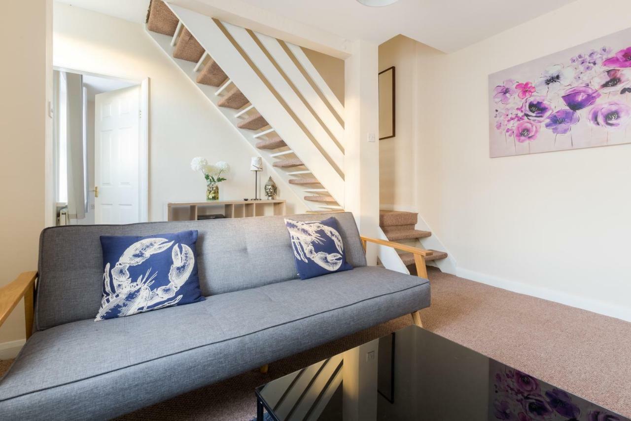 Well Presented 2 Bedroom House - Sleeps Four Leamington Spa Extérieur photo